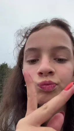Cora Noelani on Coverstar, video from Aug 25: #SmileOnMyFaceRemix at the beach! With fam