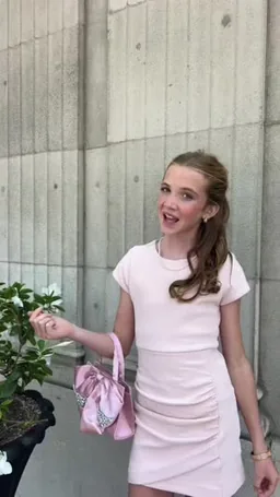 Frankie's on the Park on Coverstar, video from Aug 29: #FrankiesGirlHere • Rumor has it we’re hosting a challenge 🤭 Comment xoxo if you’ve entered. 💋
