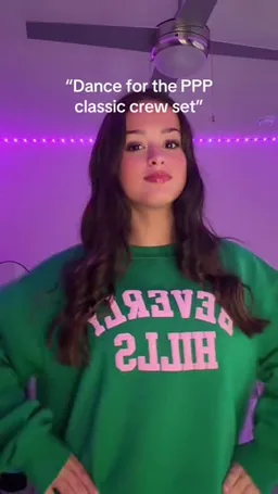 Hadley Reese on Coverstar, video from Sep 5: i needdd the navy set 😣 5k???