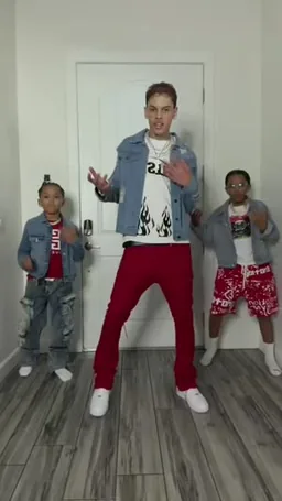 Jasper Boyz on Coverstar, video from Sep 8: Rock out #jasperboyz