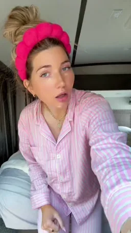 JustKass on Coverstar, video from Sep 2025: Cabin Fit ❤️🌲 #fit #fyp #transition