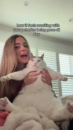 Preppyclaws on Coverstar, video from Aug 26: missed my chunky boy cookie 🍪🥰