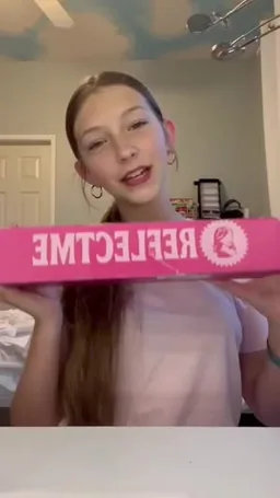 ReflectMe on Coverstar, video from May 2: Unboxing my Reflectme 🩷 who loves her? #reflectme #unboxing #pr